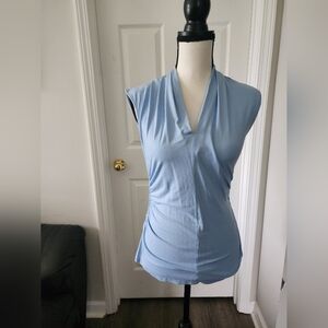 Vince camuto Light blue top V-neck rushed sides size medium